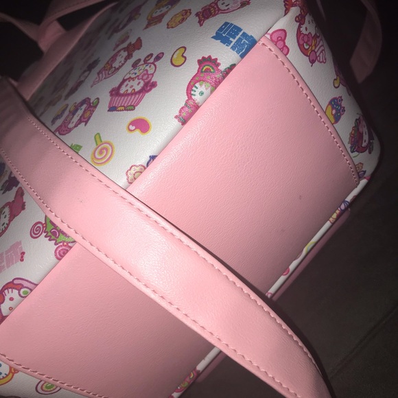 Hello Kitty Loungefly - Picture 4 of 4